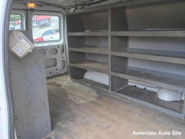 2010 Ford E150 — image 5