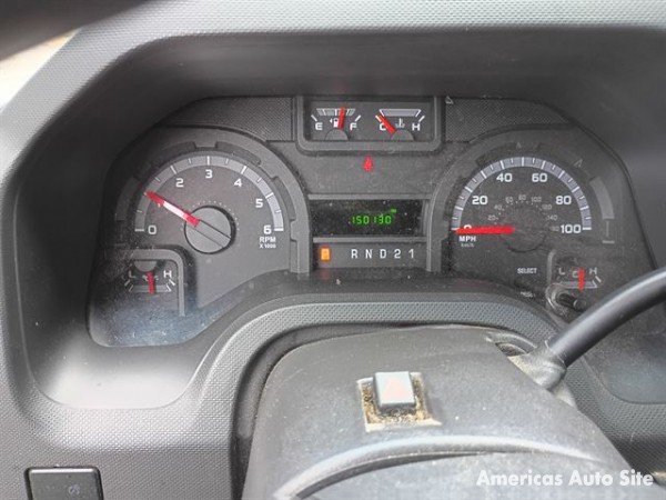 2010 Ford E150 — image 8