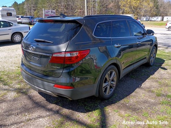 2013 Hyundai Santa Fe — image 2