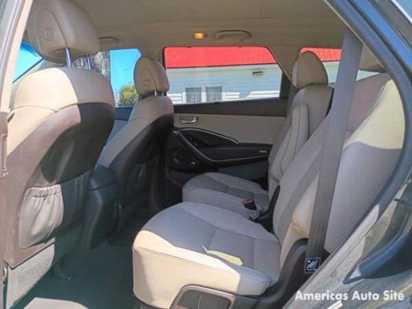 2013 Hyundai Santa Fe — image 4