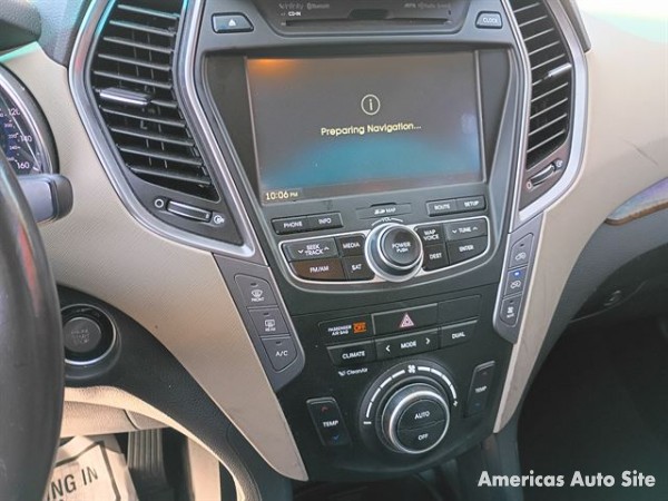 2013 Hyundai Santa Fe — image 8