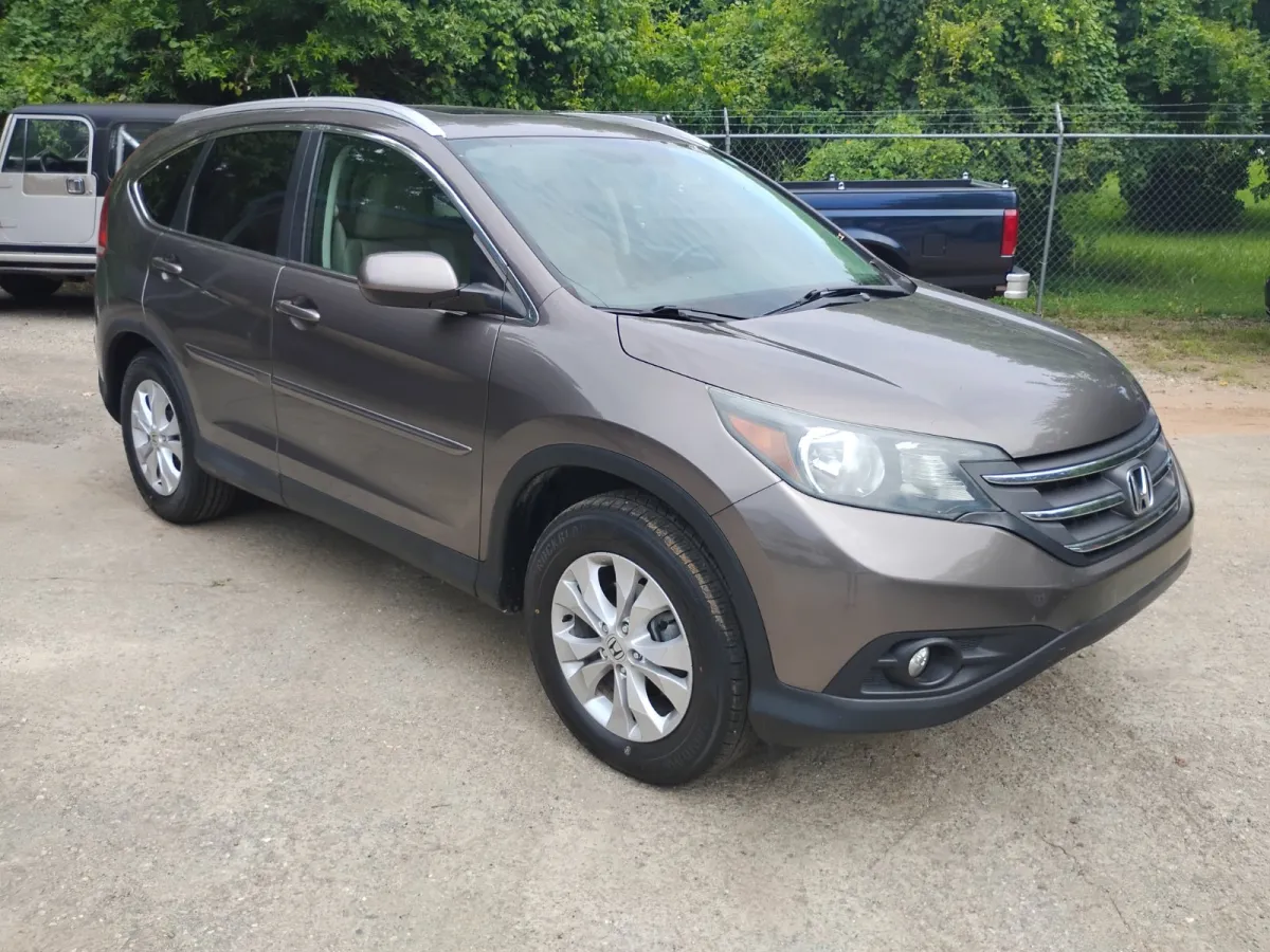 2014 Honda CR-V — image 2