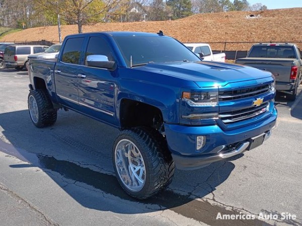 2018 Chevrolet Silverado 1500 — image 2