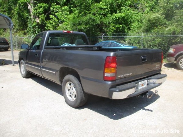 2000 Chevrolet Silverado 1500 — image 3