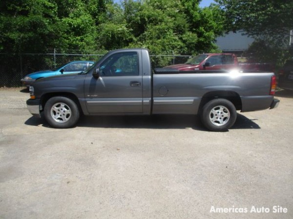 2000 Chevrolet Silverado 1500 — image 10
