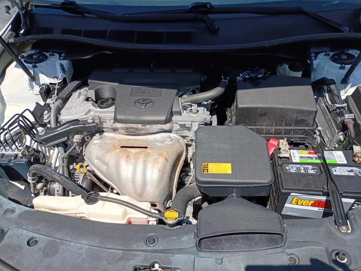 2014 Toyota Camry — image 10