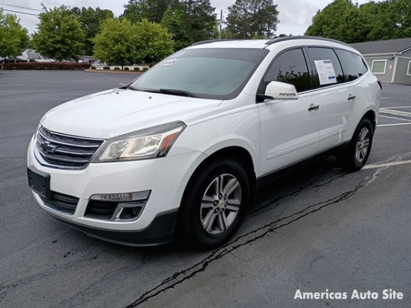 2017 Chevrolet Traverse — image 2