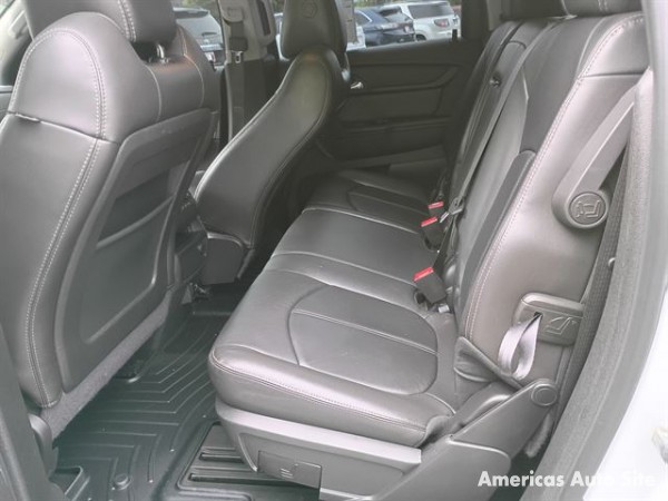 2017 Chevrolet Traverse — image 6