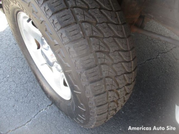 2003 Ford F150 — image 9