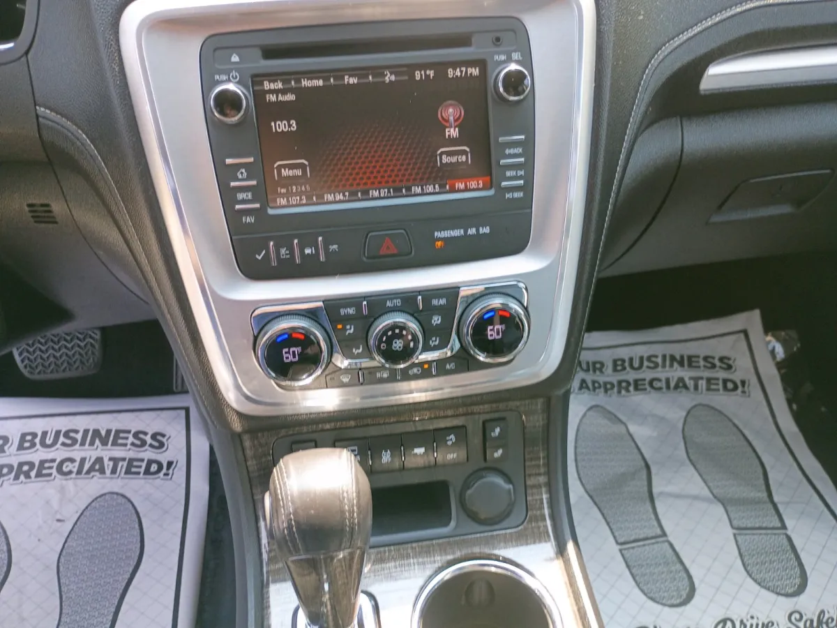 2013 GMC Acadia — image 9