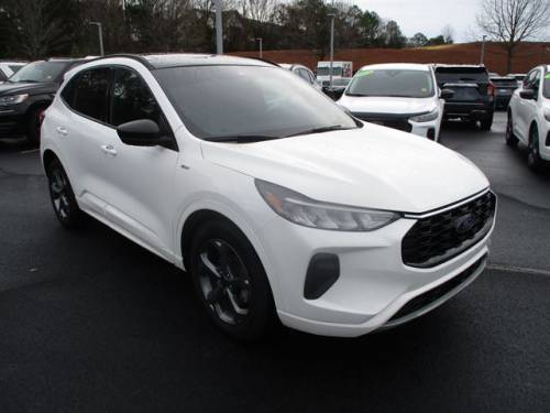 2023 Ford Escape — image 2