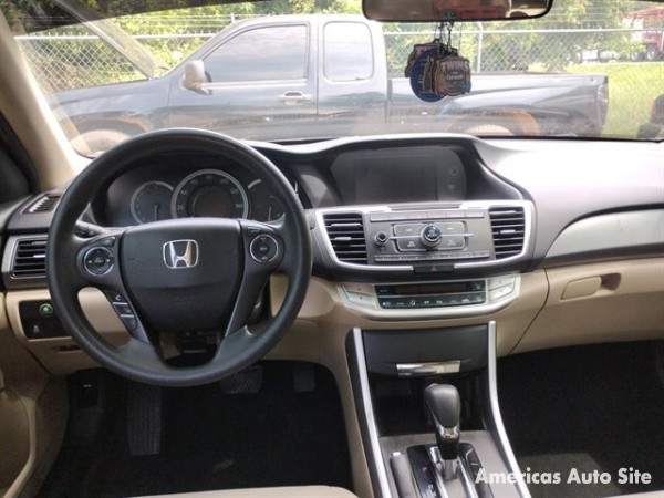 2015 Honda Accord — image 4