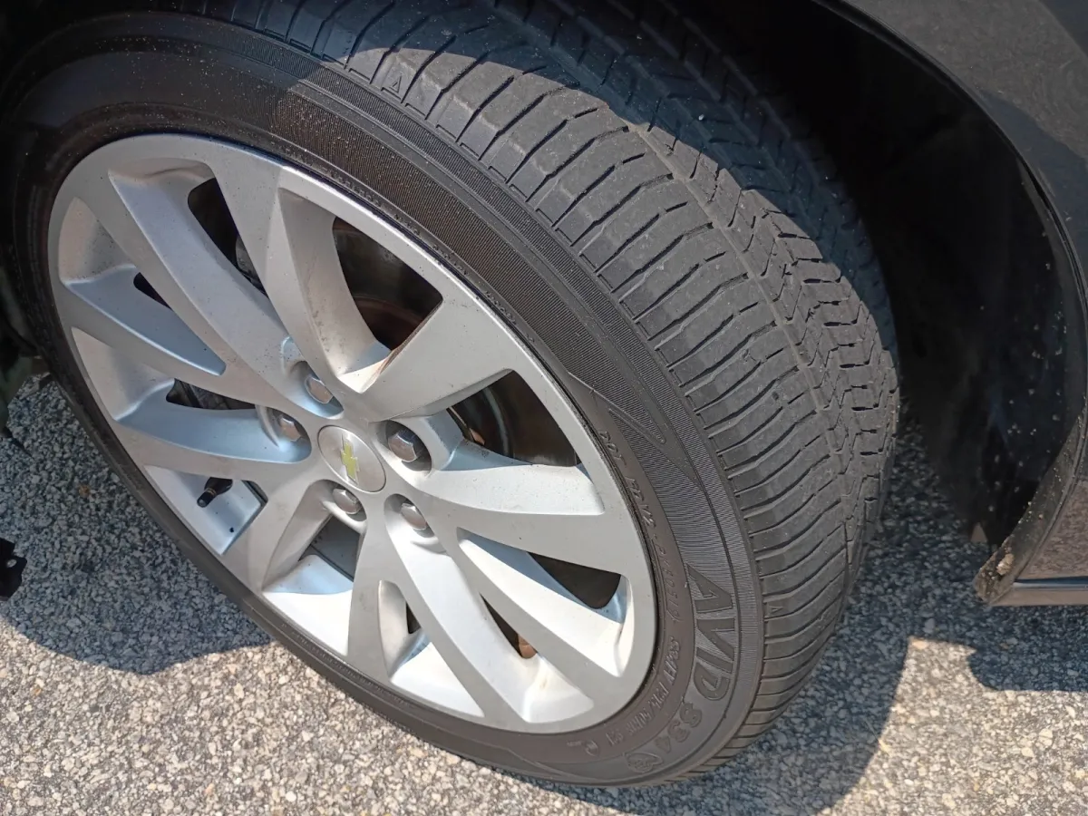 2014 Chevrolet Malibu — image 9