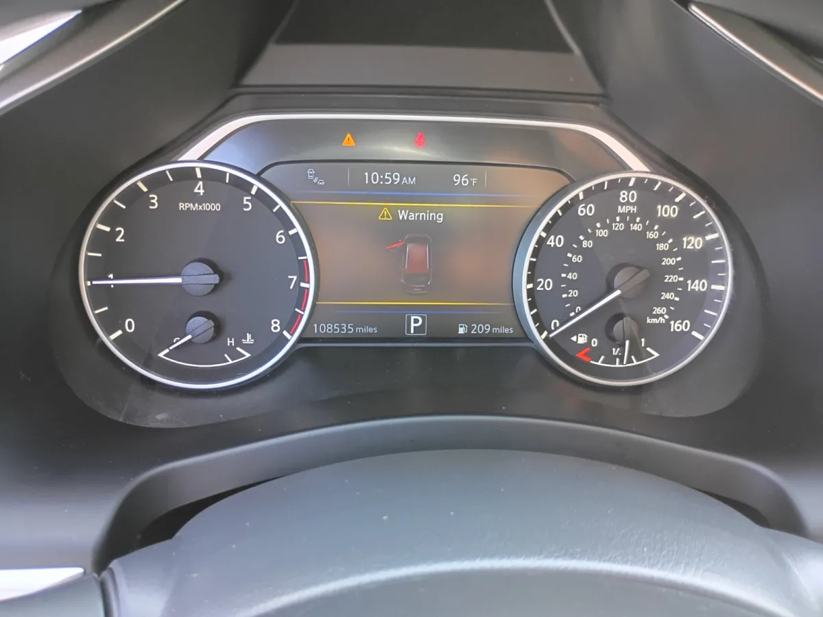 2015 Nissan Murano — image 8