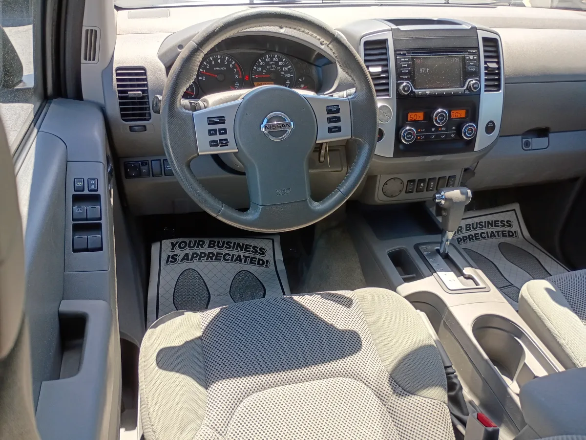2016 Nissan Frontier — image 5