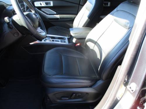 2023 Ford Explorer — image 9
