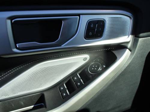 2023 Ford Explorer — image 17