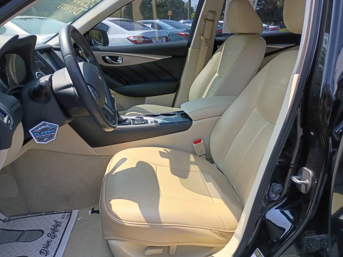 2014 Infiniti Q50 — image 6