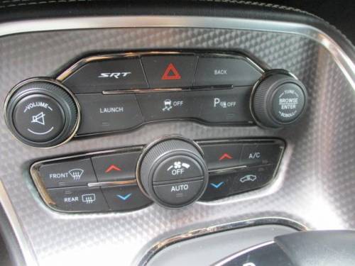 2016 Dodge Challenger — image 8