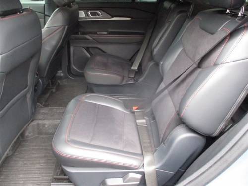 2025 Ford Explorer — image 7