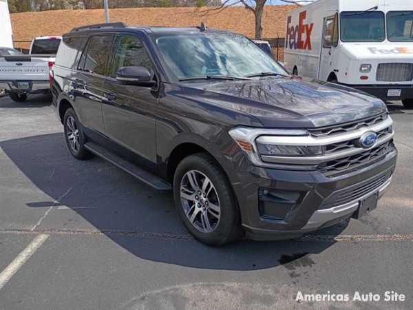 2024 Ford Expedition — image 2