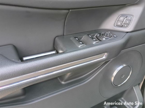 2024 Ford Expedition — image 18