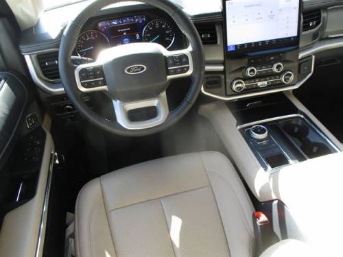 2024 Ford Expedition — image 6