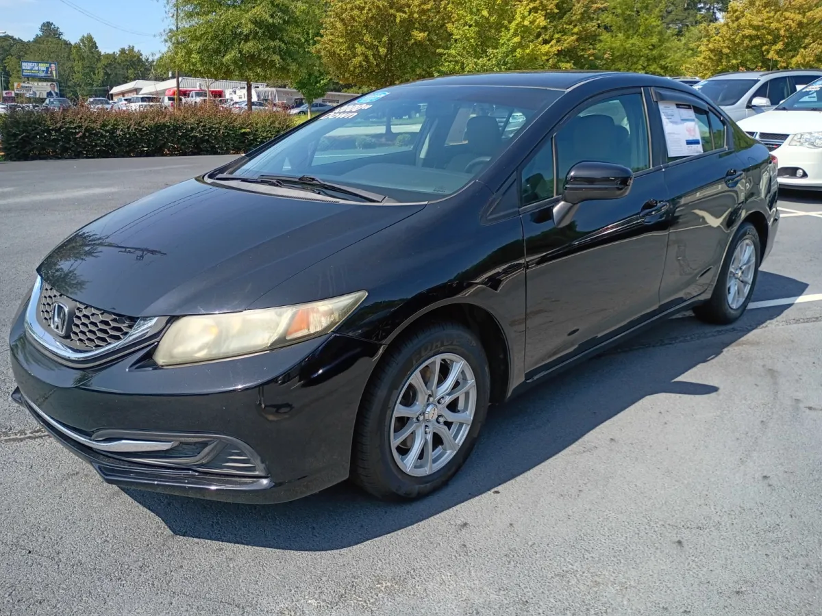 2015 Honda Civic — image 2