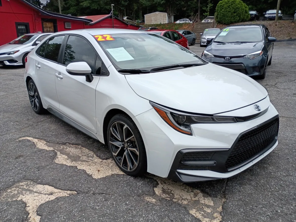 2022 Toyota Corolla — image 2