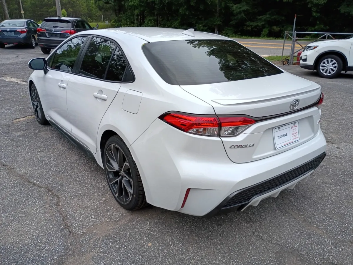 2022 Toyota Corolla — image 3