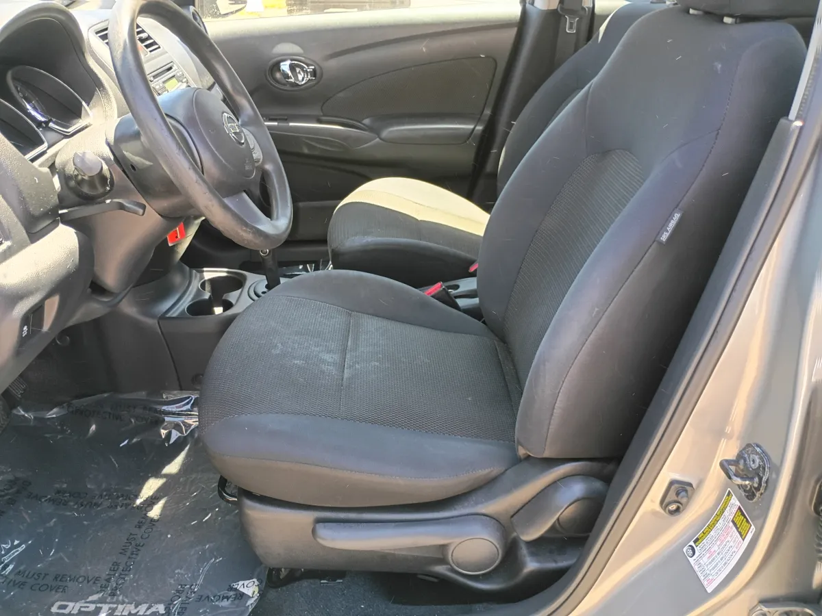 2013 Nissan Versa — image 6