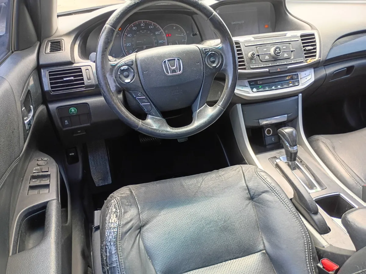 2013 Honda Accord — image 4