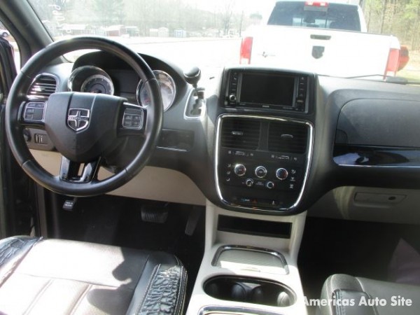 2019 Dodge Grand Caravan — image 5