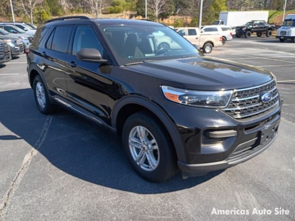 2020 Ford Explorer — image 2