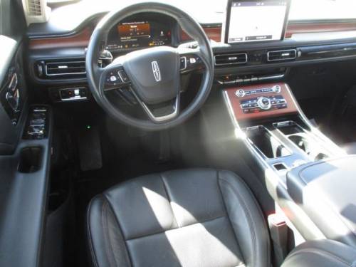 2023 Lincoln Aviator — image 5