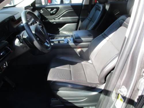 2023 Lincoln Aviator — image 7