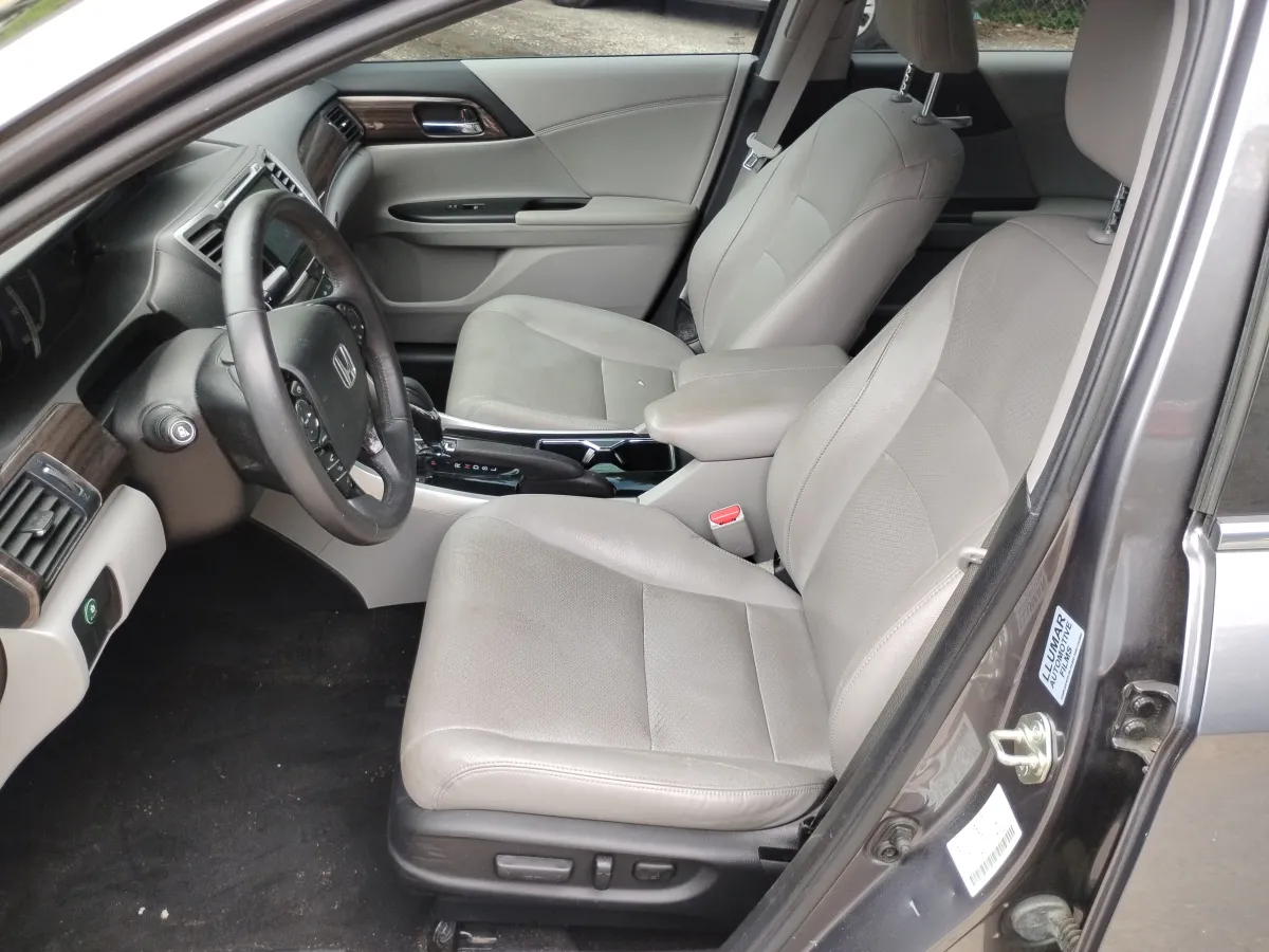 2016 Honda Accord — image 6