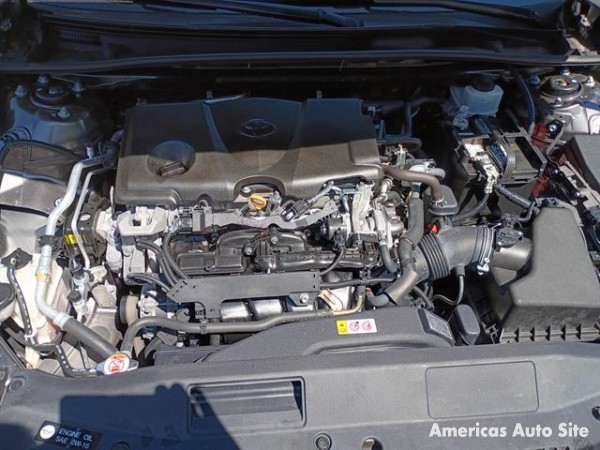 2019 Toyota Camry — image 10