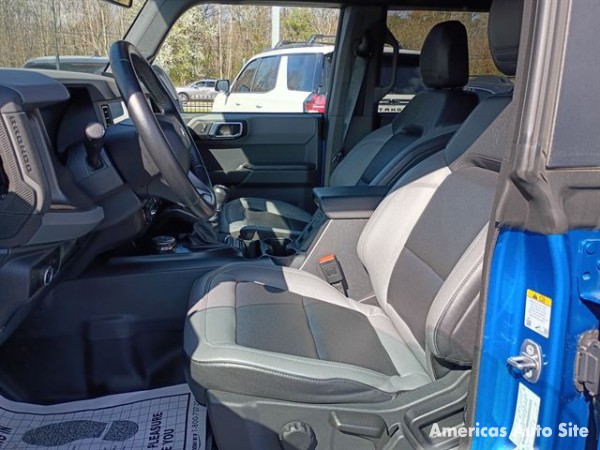 2024 Ford Bronco — image 8