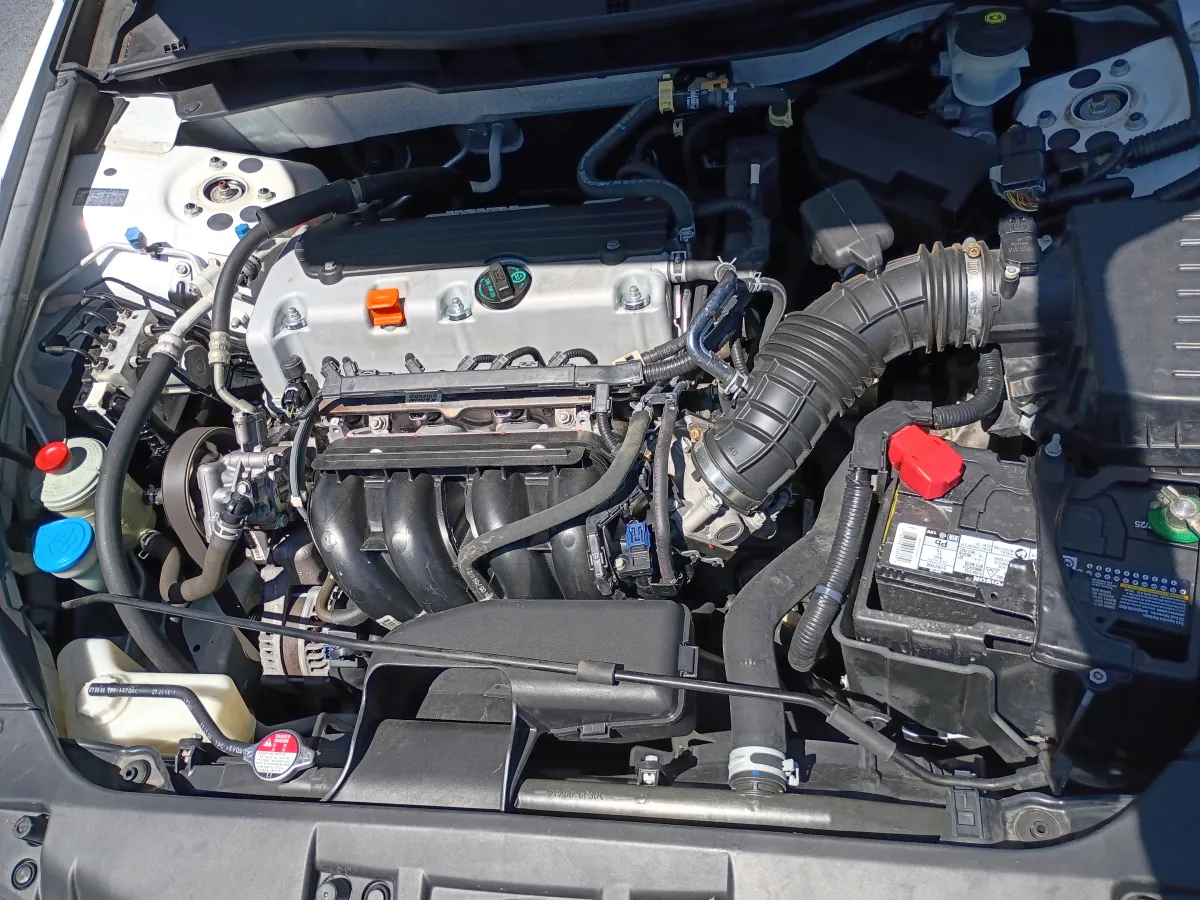 2010 Honda Accord — image 10