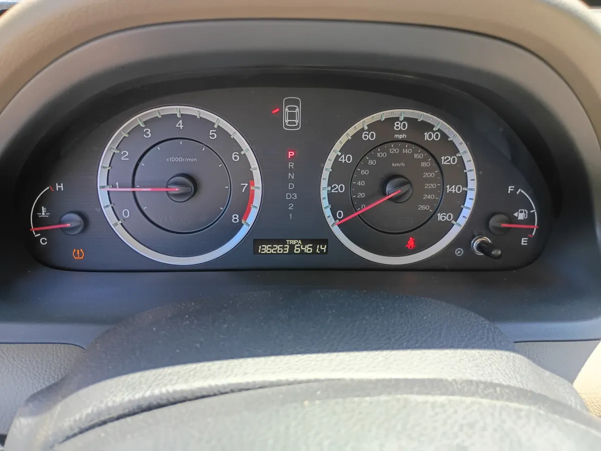 2010 Honda Accord — image 7