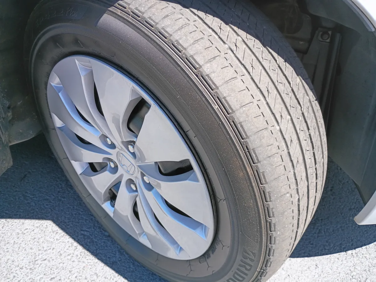 2010 Honda Accord — image 9