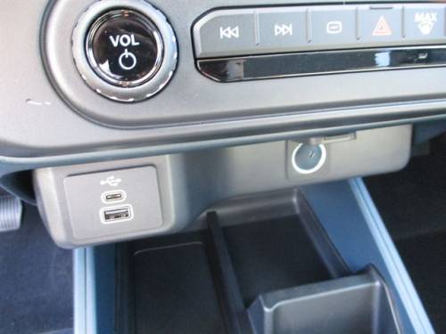 2025 Ford Maverick — image 10